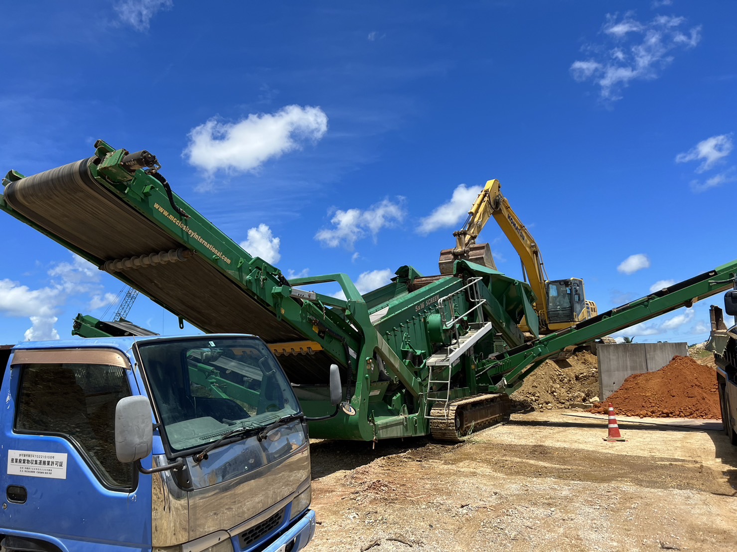 首里城復興 – 株式会社新開発 | 沖縄県うるま市の土木・解体工事社です。